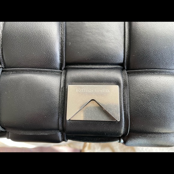 Bottega Veneta Padded Cassette Bag - Picture 4 of 11